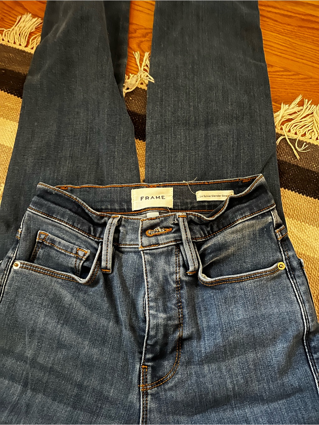 Frame Denim Women’s Le Sylvie Slender Straight, 23